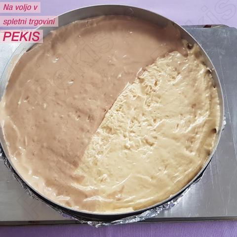 Torta z dvema biskvitoma pol/pol (pol temen in pol bel biskvit)