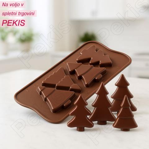 Silikomart silikonski modelček SMREKCE