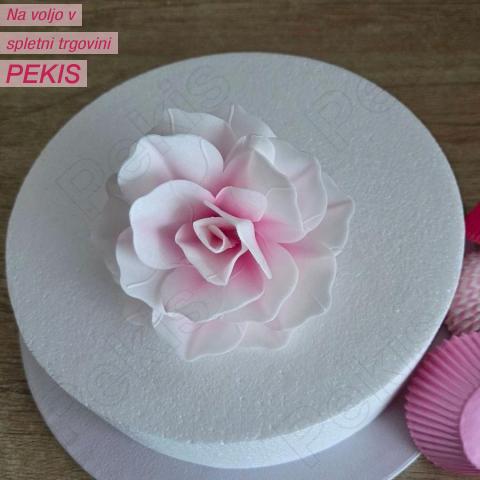 Wafer Pastelno rožnata Vrtnica (11cm) 1 kom