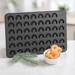 Jekleni pekač za piškote rogljičke (41 popolnih rogljičkov)