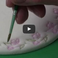 Enostaven prikaz barvanja odtisnih vzorcev na torti