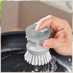 Quttin krtača za pomivanje z dozirnikom detergenta – učinkovito čiščenje brez napora Quttin krtača za pomivanje z dozirnikom detergenta – učinkovito čiščenje brez napora