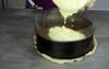 Sestavljanje torte z uporabo acetatne folije